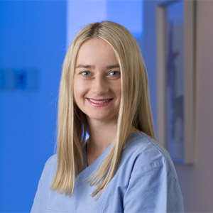Dr. med. dent. Claudia Novacek